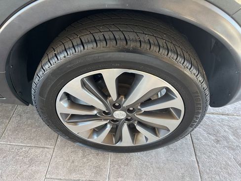 Used 2018 Buick Encore Essence FWD image 24