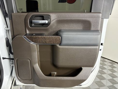 Used 2023 GMC Sierra 2500 Denali image 46