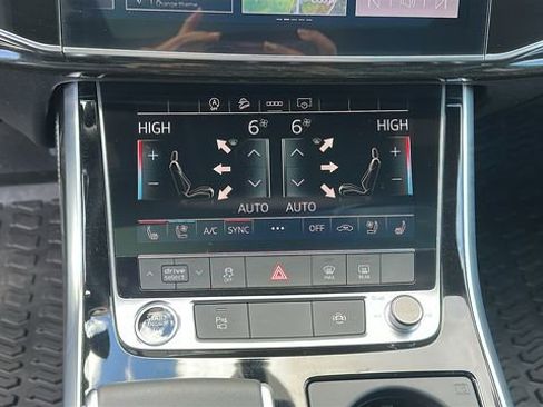 Used 2025 Audi Q8 Premium Plus image 13