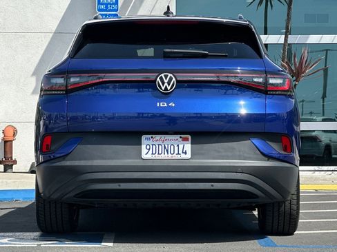 Certified 2022 Volkswagen ID.4 Pro S image 5