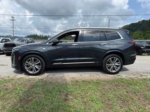 Used 2022 Cadillac XT6 Premium Luxury w/ Technology Package AWD/4WD image 6