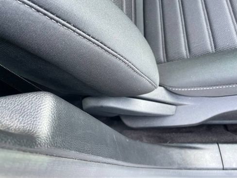 Used 2020 Ford Fusion SE FWD image 51