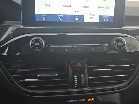 Used 2025 Ford Escape ST-Line image 15