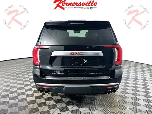 Used 2023 GMC Yukon XL Denali image 6