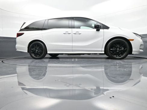 Certified 2023 Honda Odyssey Sport image 31