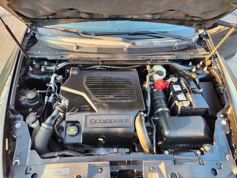 Used 2012 Lincoln MKS AWD image 39