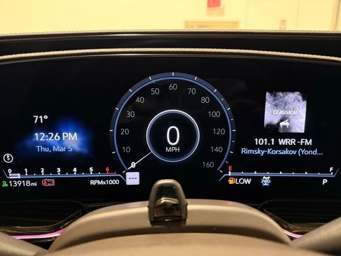 Used 2024 Cadillac Escalade Sport w/ Touring Package image 23