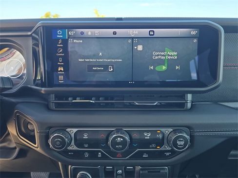 Used 2024 Jeep Wrangler Unlimited Rubicon image 17