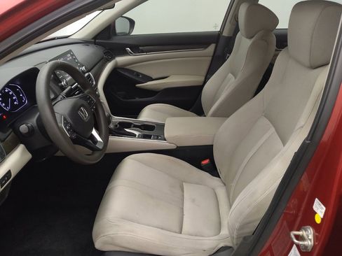 Used 2018 Honda Accord EX image 17