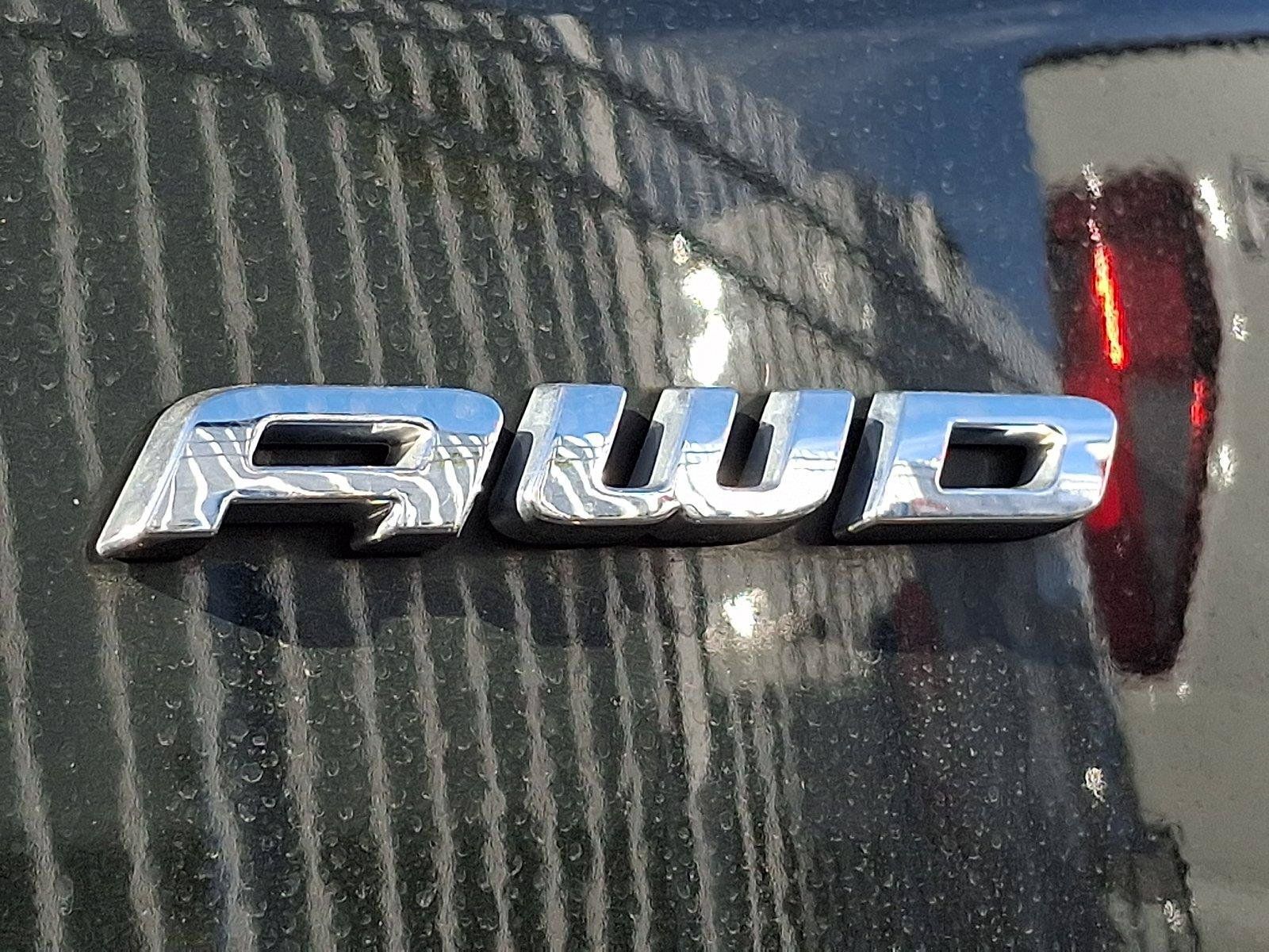 Used 2024 Ford Edge SEL w/ Convenience Package AWD/4WD image 5