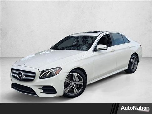 Used 2017 Mercedes-Benz E 300 image 1