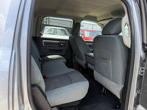 Used 2019 RAM 1500 Big Horn RWD image 15