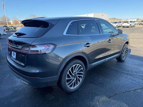 Used 2020 Lincoln Nautilus Reserve w/ Equipment Group 201A image 7