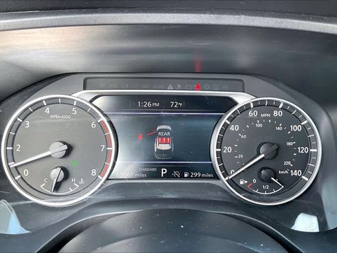 Used 2024 Nissan Rogue SV image 25