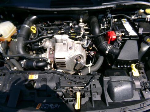 Used 2015 Ford Fiesta SE FWD image 22
