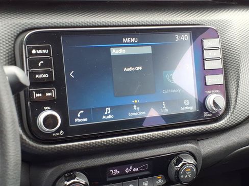 Used 2022 Nissan Kicks SV FWD image 22