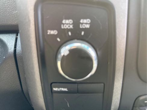 Used 2013 RAM 1500 Express image 19