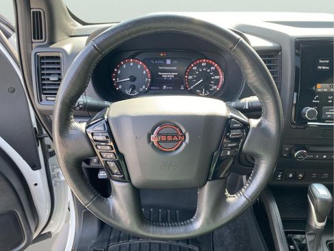 Used 2022 Nissan Frontier PRO-4X w/ Pro-4X Premium Package AWD/4WD image 23