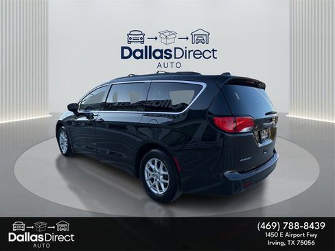 Used 2021 Chrysler Voyager Lxi image 8