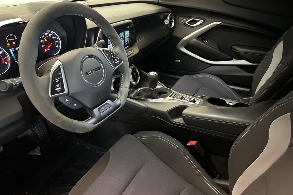 Used 2017 Chevrolet Camaro LS RWD image 10