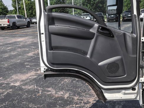 New 2025 Chevrolet Low Cab Forward 5500XG RWD image 31