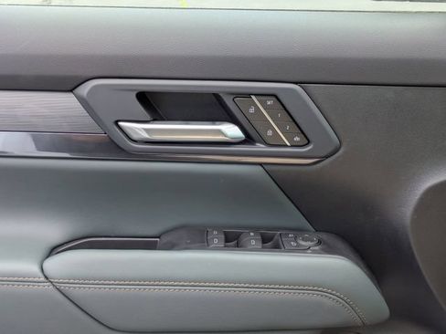 New 2026 GMC Terrain AT4 w/ Convenience Package III AWD/4WD image 12