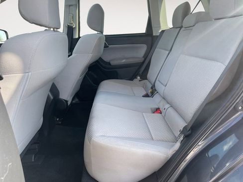 Used 2017 Subaru Forester 2.5i Premium image 20