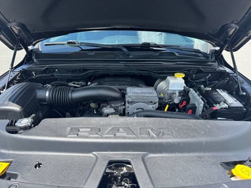 Used 2020 RAM 1500 Big Horn AWD/4WD image 18