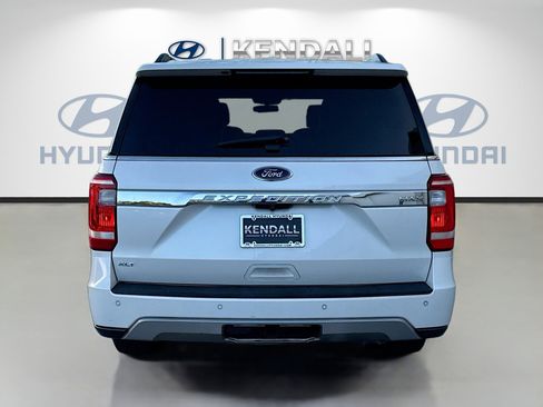 Used 2018 Ford Expedition Max XLT w/ Equipment Group 202A image 5