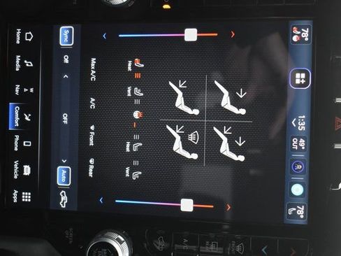 Used 2024 RAM 1500 Laramie image 30