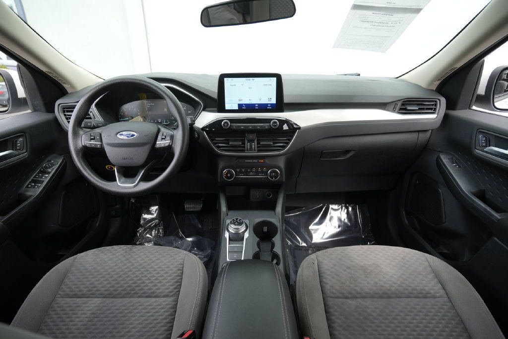 Used 2020 Ford Escape SE FWD image 37