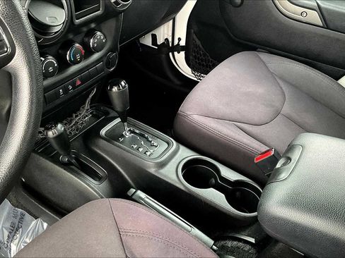 Used 2013 Jeep Wrangler Sport image 16