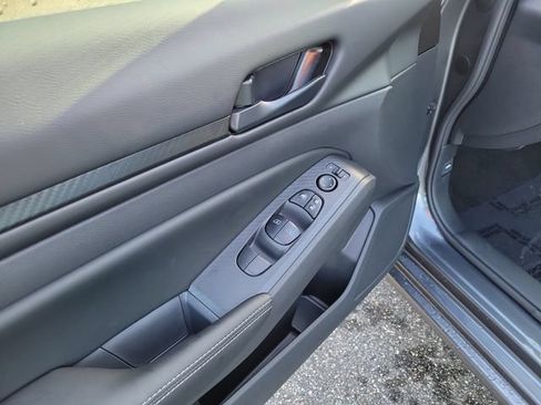 New 2026 Nissan Altima 2.5 SV AWD/4WD image 13