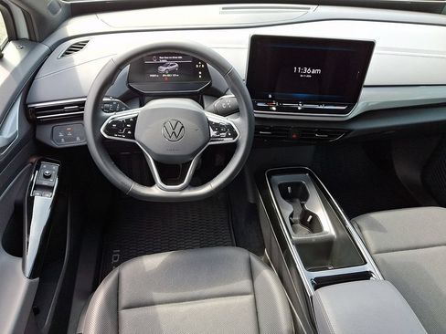 Certified 2025 Volkswagen ID.4 Pro S RWD image 9