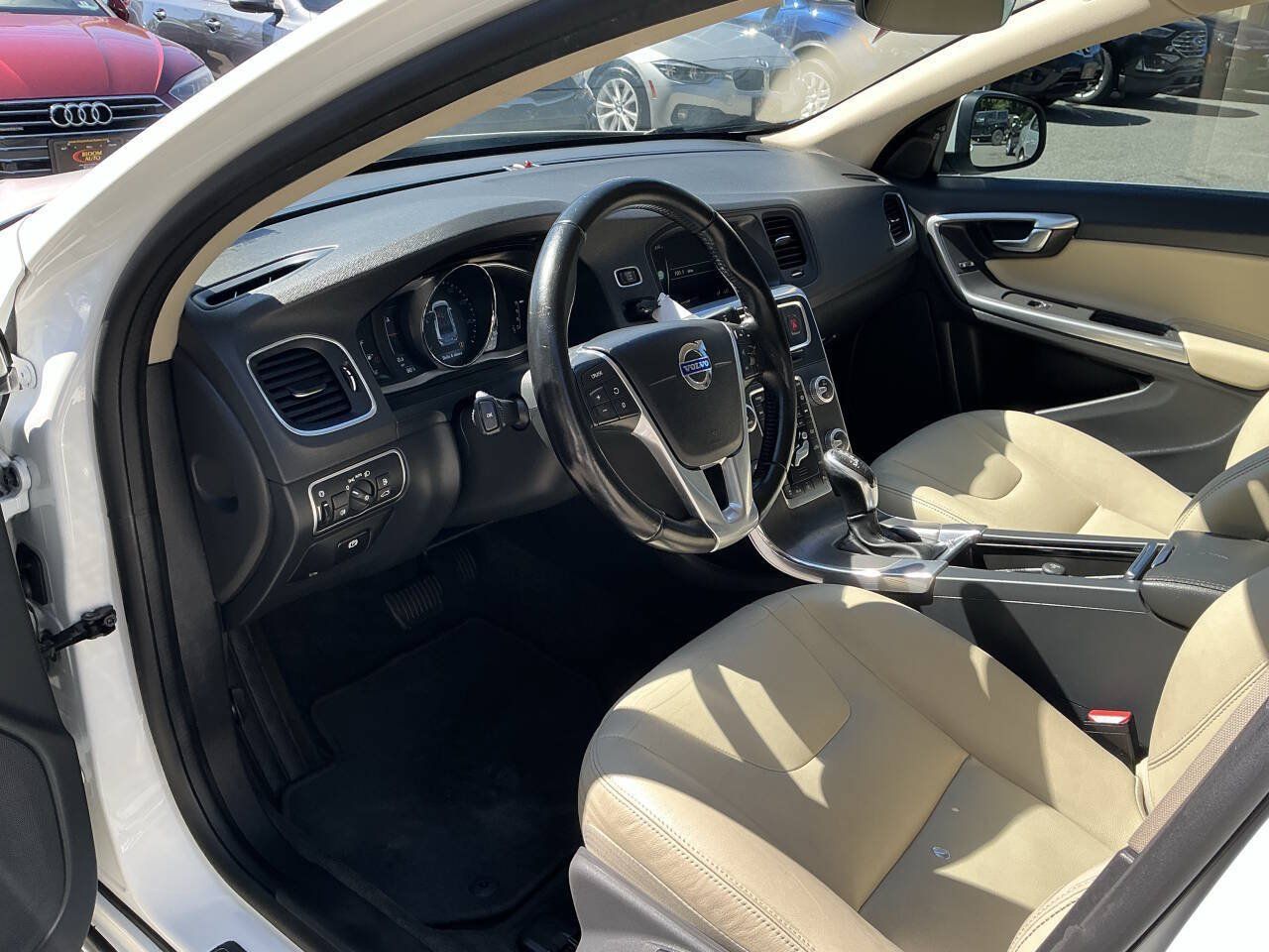 Used 2016 Volvo S60 T5 Premier w/ Convenience Package FWD image 20
