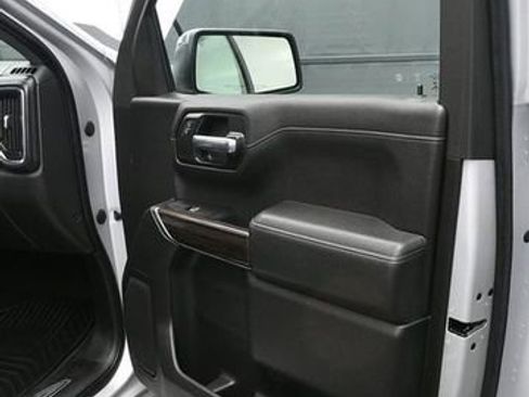 Used 2020 Chevrolet Silverado 1500 LT w/ Bed Protection Package AWD/4WD image 15