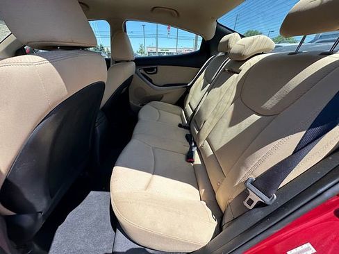 Used 2013 Hyundai Elantra GLS w/ Preferred Pkg FWD image 17