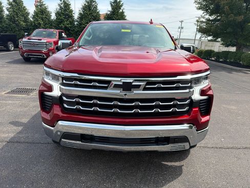 Used 2023 Chevrolet Silverado 1500 LTZ w/ LTZ Premium Package AWD/4WD image 8