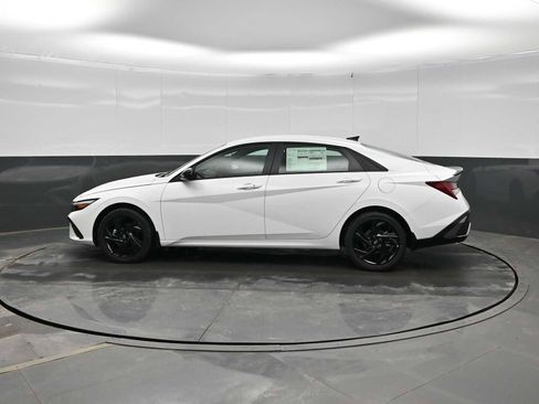 New 2026 Hyundai Elantra Sport image 5