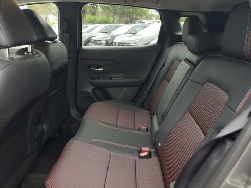 New 2026 Nissan Kicks SR image 6