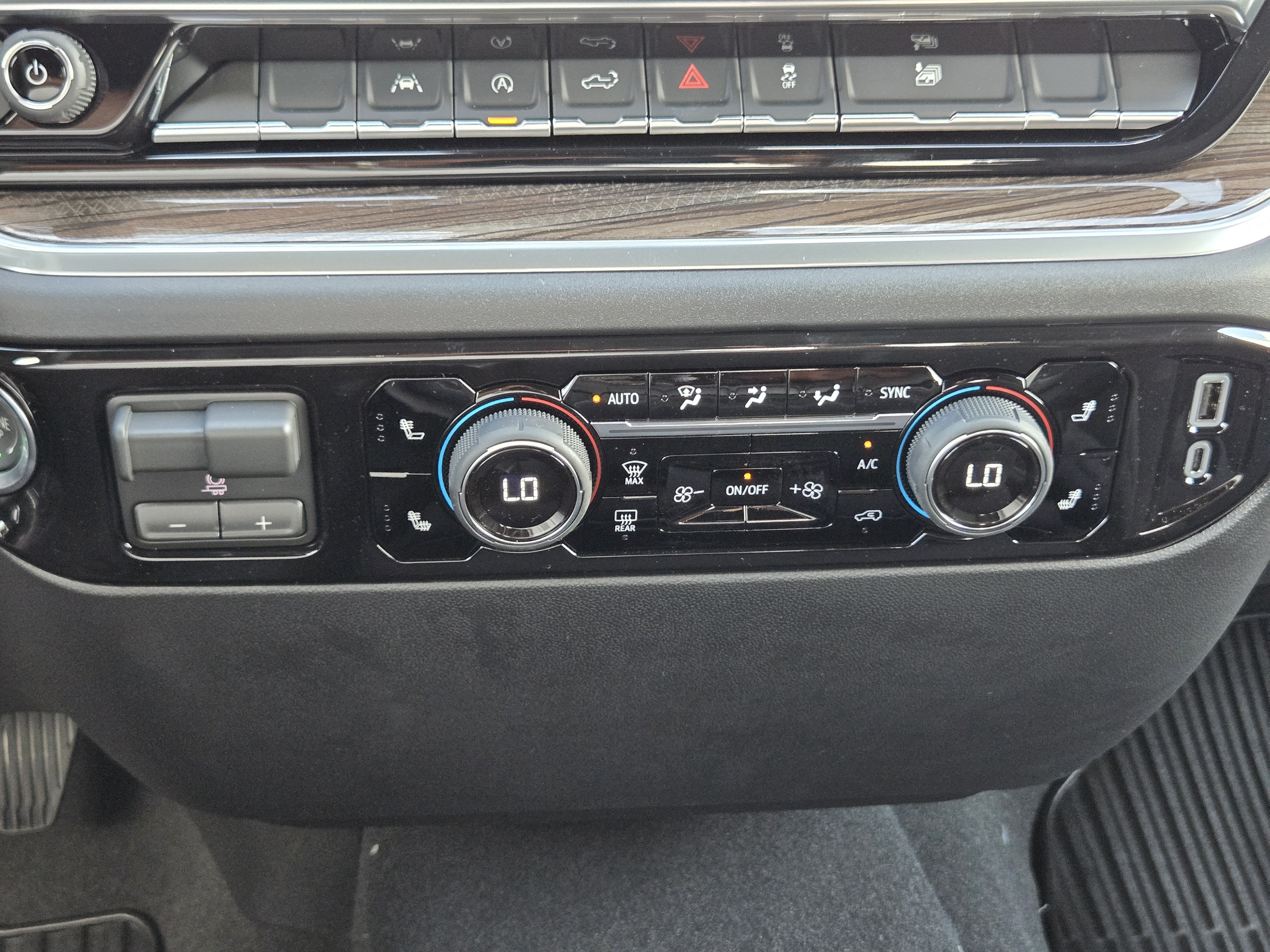 New 2026 Chevrolet Silverado 1500 RST RWD image 15
