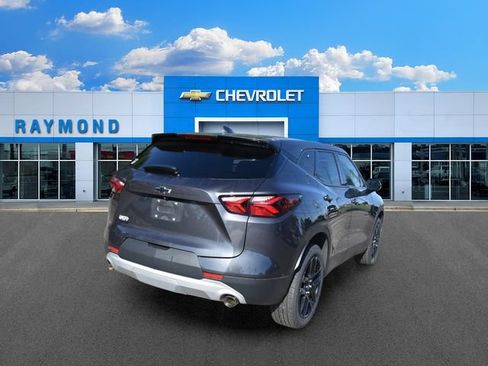 Certified 2021 Chevrolet Blazer LT w/ LPO, Black Accent Package FWD image 3