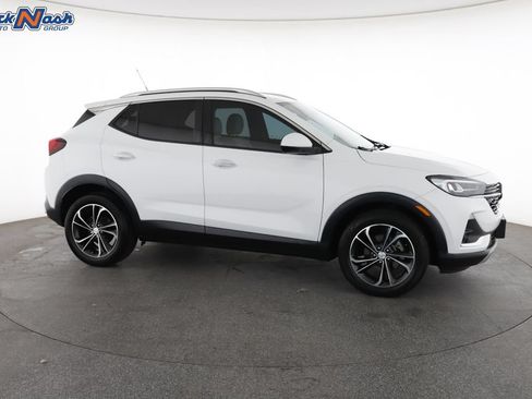 Used 2022 Buick Encore GX Essence FWD image 15