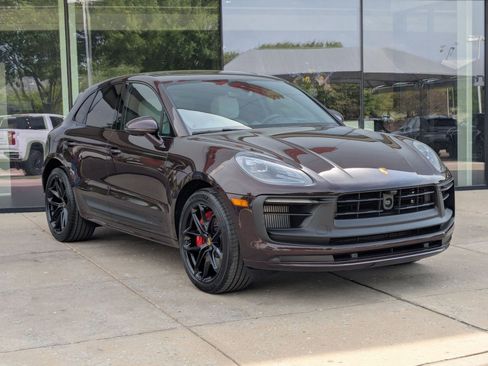 New 2026 Porsche Macan GTS AWD/4WD image 7