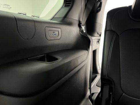 Used 2024 Jeep Grand Cherokee L Limited w/ Luxury Tech Group II image 32