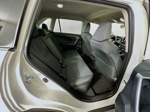 Certified 2025 Toyota RAV4 LE image 27