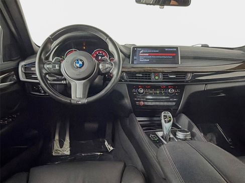 Used 2019 BMW X6 sDrive35i w/ M Sport Package RWD image 24
