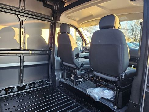 New 2026 RAM ProMaster 2500 FWD image 18