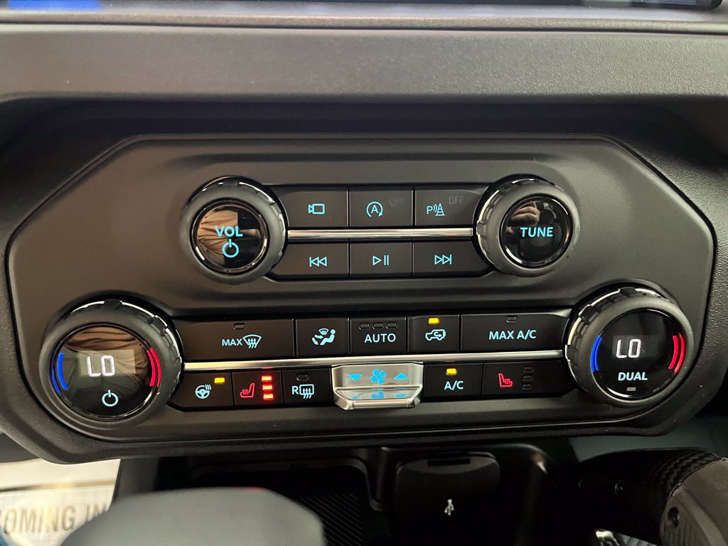 New 2026 Ford Bronco Raptor w/ Interior Carbon Fiber Pack AWD/4WD image 27