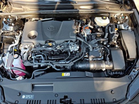 Used 2026 Toyota Camry SE FWD image 27